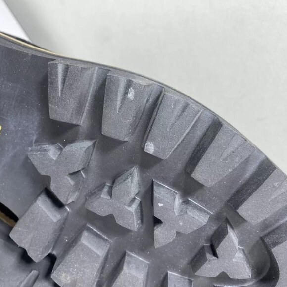 NEW DIBA TRUE Dubliner Chelsea Boot Size 7.5 Round Toe Platform Pull-On Suede - Picture 4 of 10